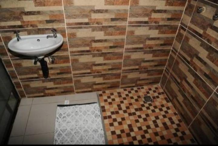 Pillacol Guest House Водопад Виктория Экстерьер фото