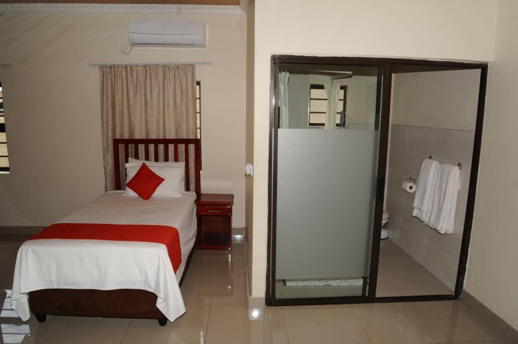 Pillacol Guest House Водопад Виктория Экстерьер фото